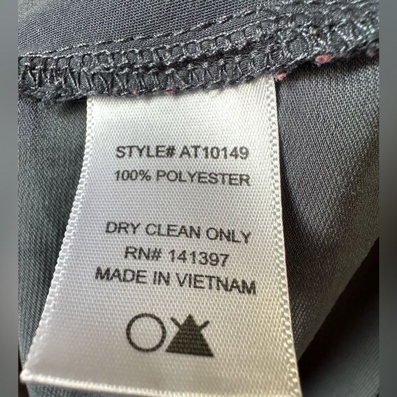 ASTR satin cold shoulder top slate grey size small - Picture 3 of 3